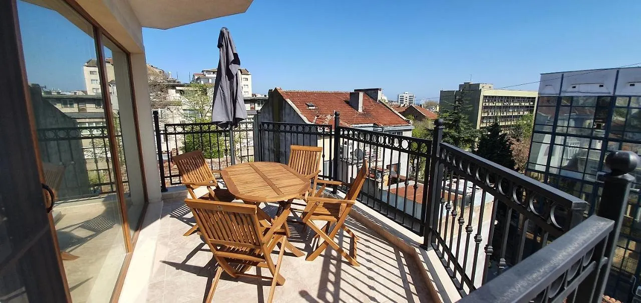 Central Lux Apartment Varna